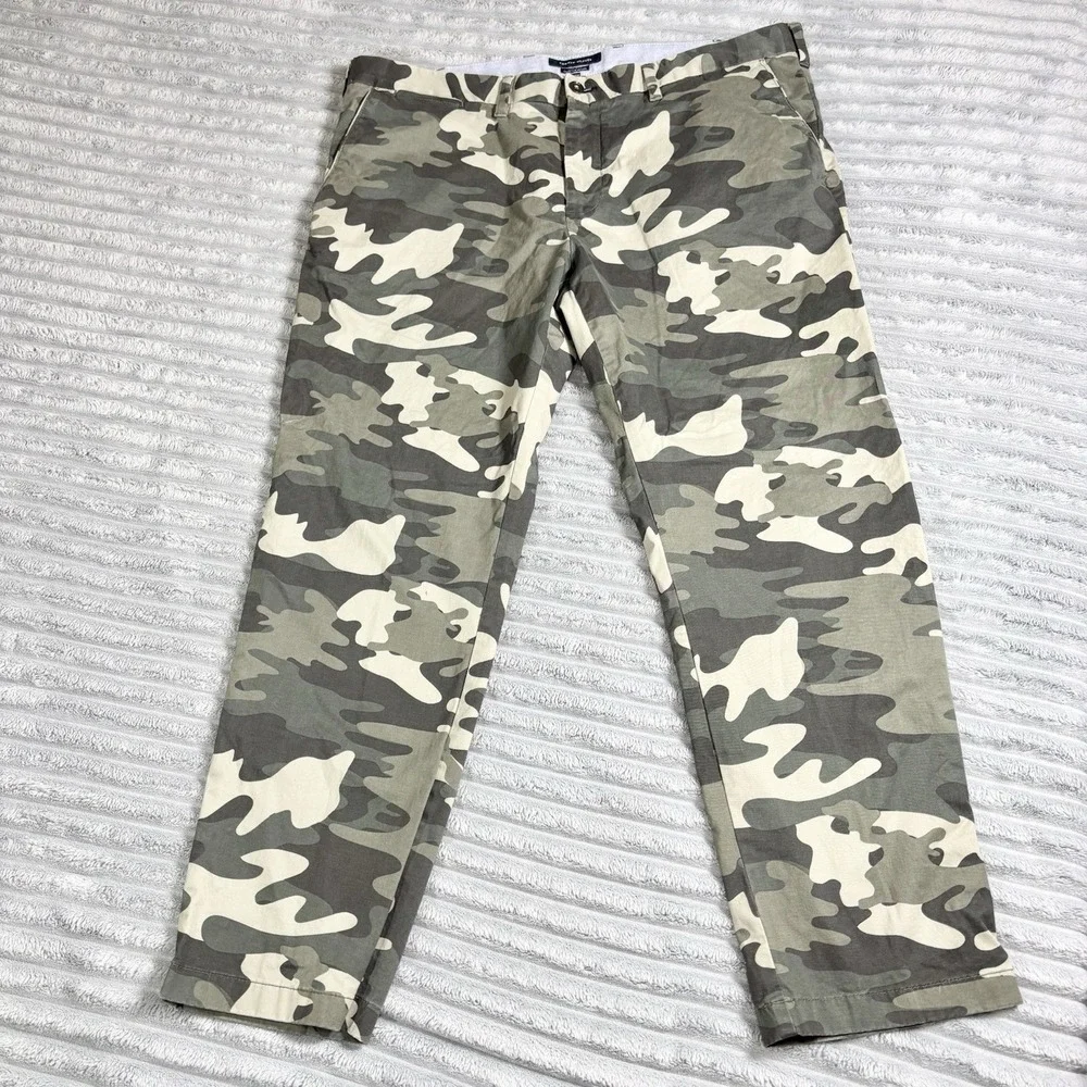 Tommy Hilfiger Camouflage Pants Mens 40x30 Green Camo Flat Front‎ Custom Fit